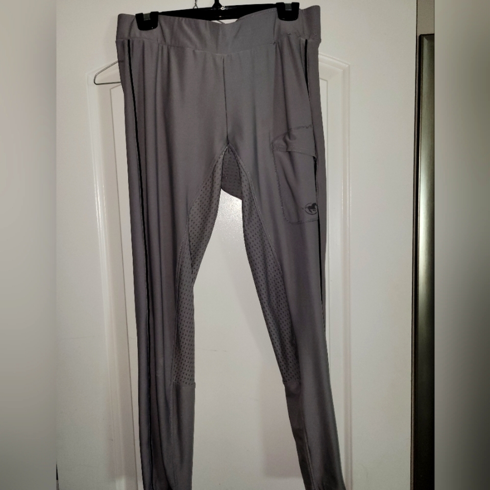 Equestrian breeches